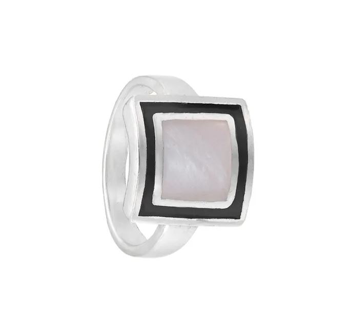 Кольцо с перламутром из серебра 925 с родированием ТПКН.497ПЛ0N