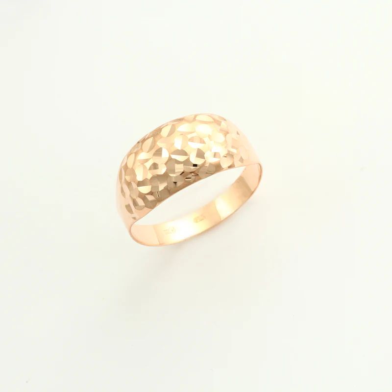 Кольцо без камней с алмазной гранью из красного золота 585 
